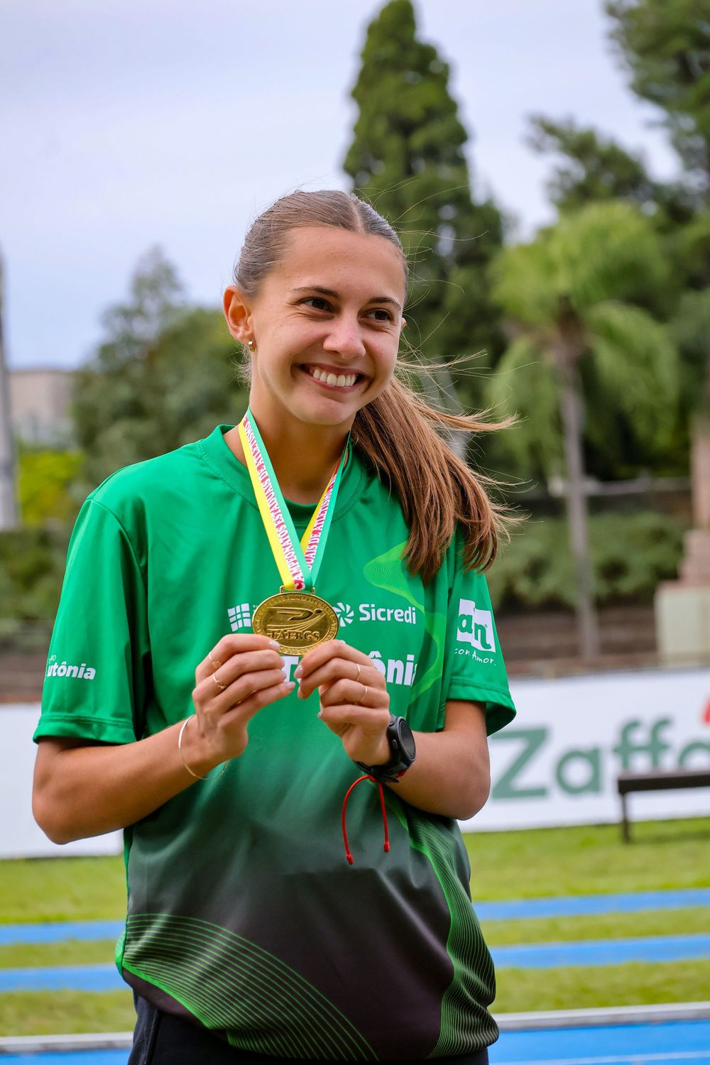 Col�gio Teut�nia traz medalhas do Campeonato Ga�cho de Atletismo Adulto