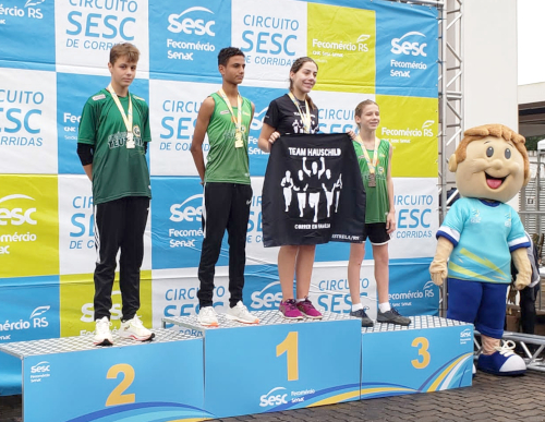 Equipe de Atletismo Colégio Teutônia/Languiru/Sicredi: Atletas conquistam medalhas em corrida de 3Km e no lançamento de martelo   